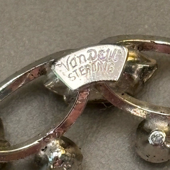 Vintage Van dell sterling silver round brooch! - Picture 2 of 8